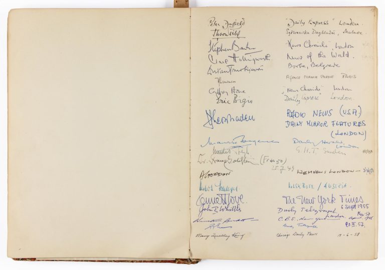Universitas Booksellers guest book