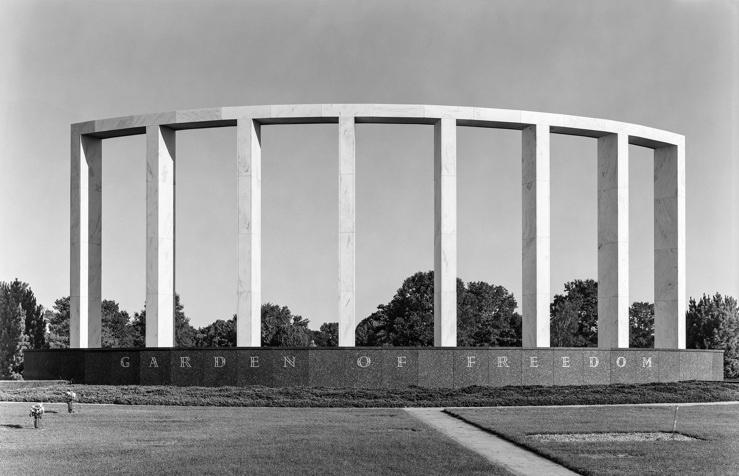 Garden of Freedom, Pinelawn